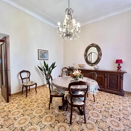 Creta House * Специя