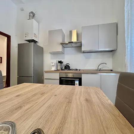 Creta House Апартаменты *
